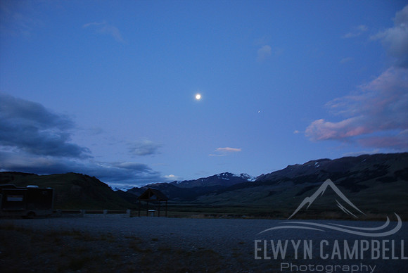 Moonrise over El Chaiten