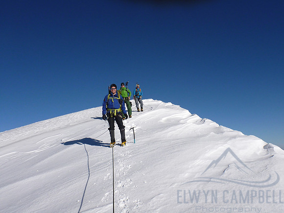 Abeni Flue summit