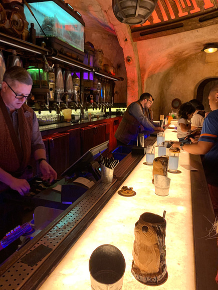 Disneyland - Cantina