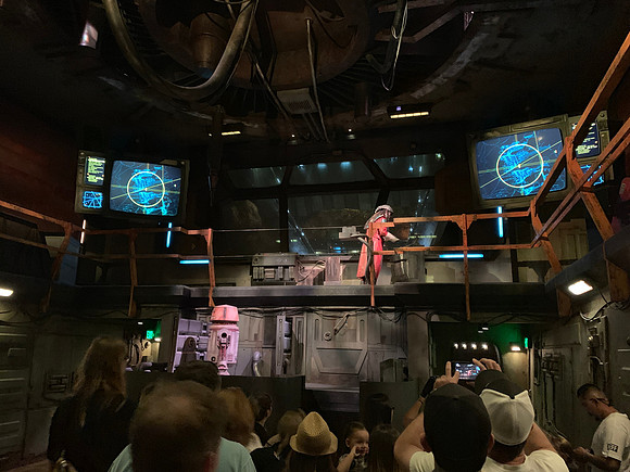 Disneyland - Smuggler's Run Queue