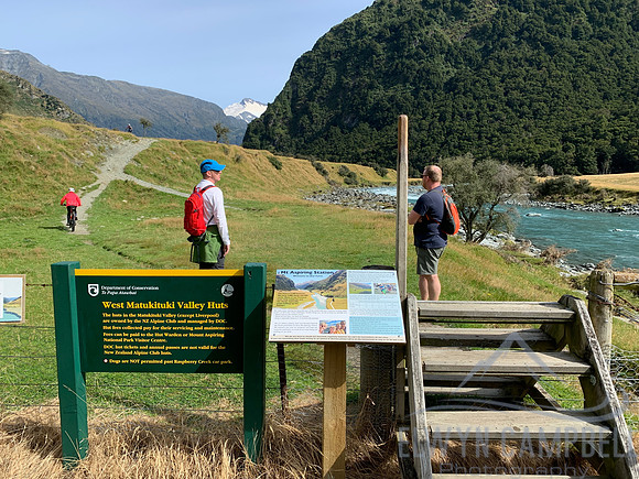 Matukituki Valley,