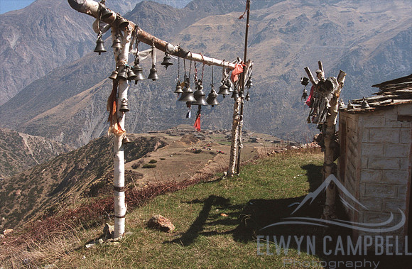 Prayer bells near Martoli